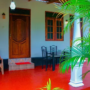 Chanaka Holiday Homestay